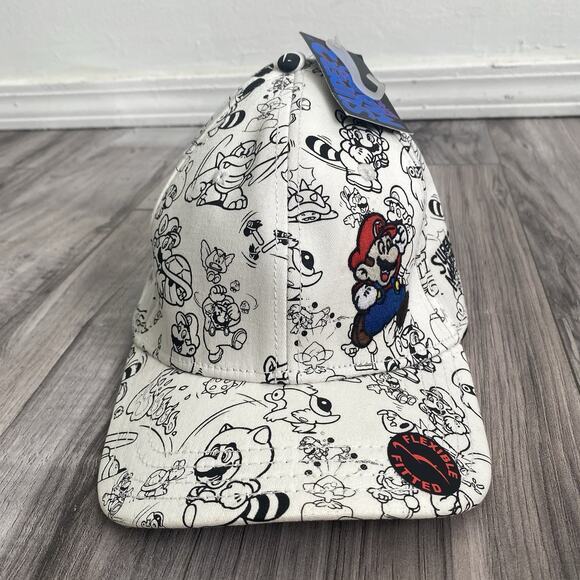 2010 Nintendo Super Mario Bioworld Bros All Over Print Fitted Baseball Cap 14+ - Picture 2 of 11